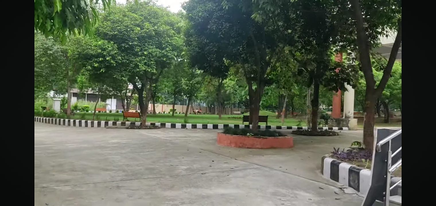 Sri Venkateswara Campus photo 23